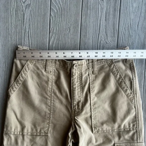 Abercrombie Kids Uniform Girls Paratroop Cargo Bootcut Khakis Girls Size 16 - Picture 7 of 10